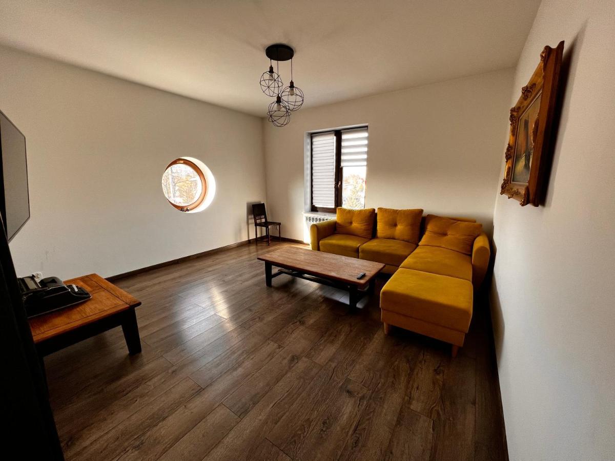 Apartamenty Na 1 Maja Скерневице Екстериор снимка